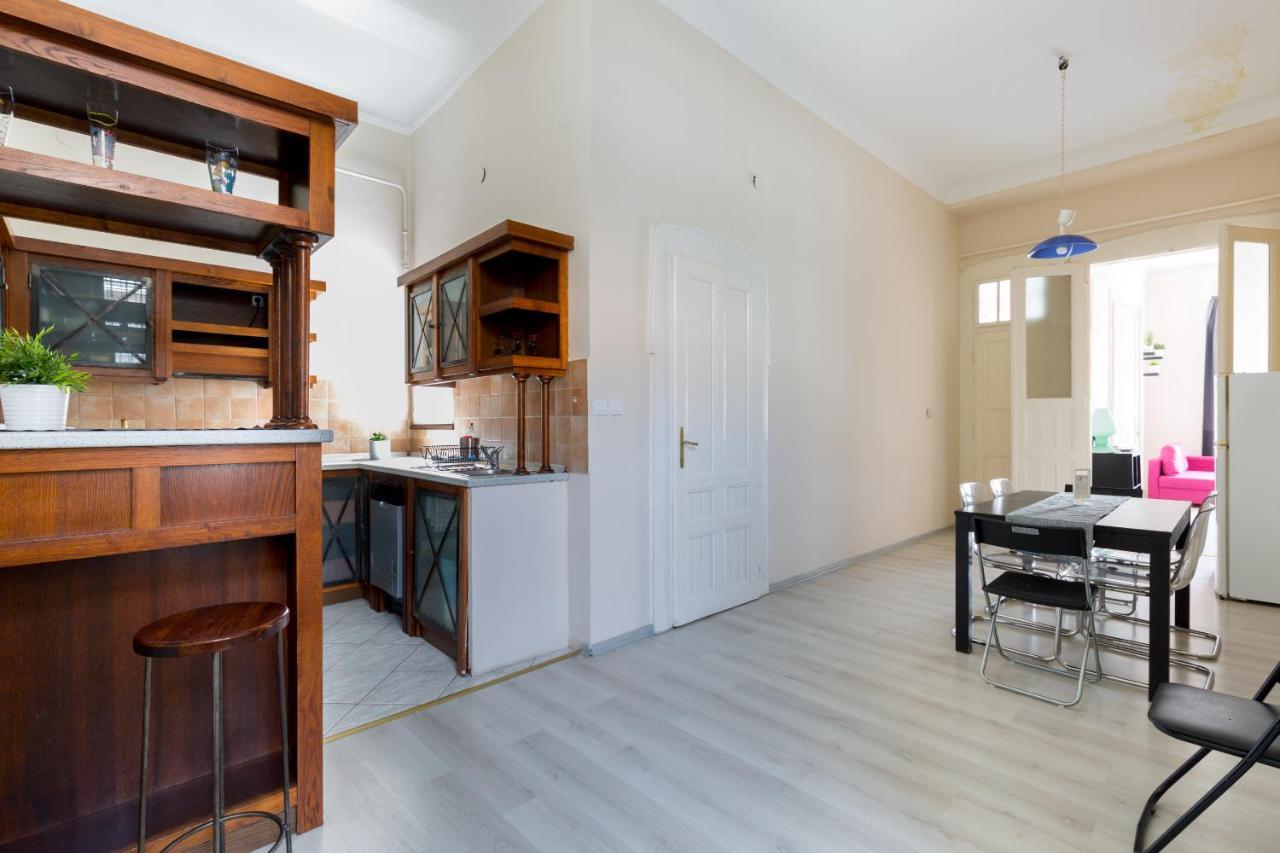 Budapesteasyflat Wesselenyi エクステリア 写真